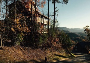 BEST PANORAMIC VIEWS @ TOP BLACK BEAR FALLS! 3 Levels-3K Suites! Pool, Arcade