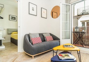 Bnbholder Charming & Stylish Chueca