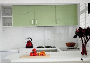 bondi beach studio 8 balcony rooftop pool, aircon, walk to beach, restaurants