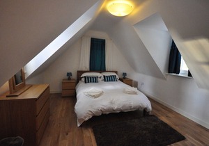 Book your Easter break now! Comfortable, quiet, a short walk to village