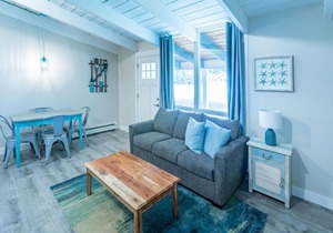 Boutique Suite #7