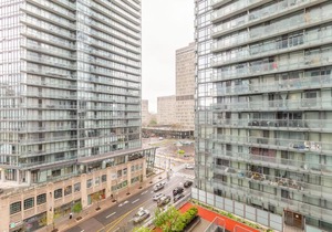Breathtaking 2BR Condo Downtown with Free Parking