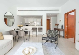 Bright and Spacious 1BR in The Greens!