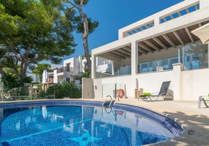 Cala Llonga