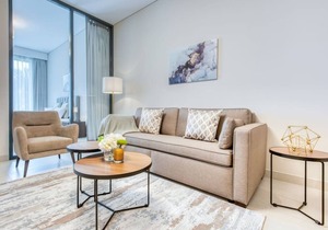 Captivating 1BR with Concierge and Luxurious Amenities