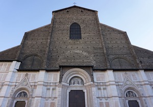 Casa Isolani Piazza Maggiore 1.0