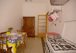 Casa Lescano - central and striking apartment in a historic house.