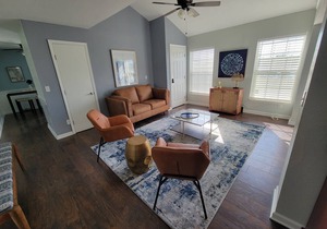 Casa Tranquila, 2bd 1.5 bath, 1st floor apt, sleeps 2-4