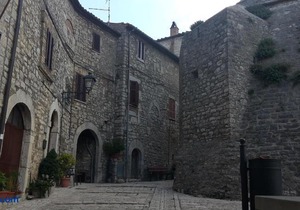 Castello Izzalini Todi Resort
