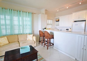 Casual Beachfront 1-Bed with Pool - Leith Court 16