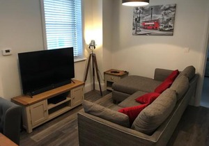 Cavendish House with Secure, Allocated Parking, 2 mins walk from Windsor Castle