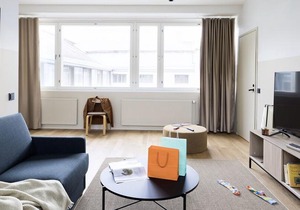 Central 2-Bedroom Design Apartment
