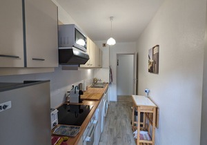 Central Arcachon - Charming 2-BR for 4 with Balconies & Parking