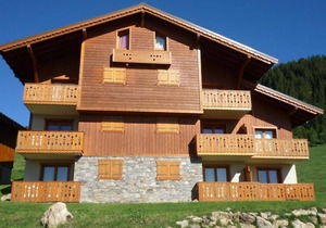 Charming 2-bedroom with garage and pets allowed