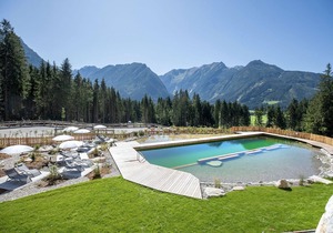Charming Chalet in Neukirchen near Wildkogel Ski Arena