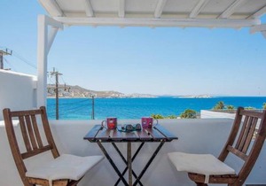 Charming Cycladic-Style Home In Mykonos Old town