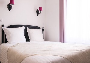 Charming suite # 2, in the heart of the ramparts of Aigues-Mortes!