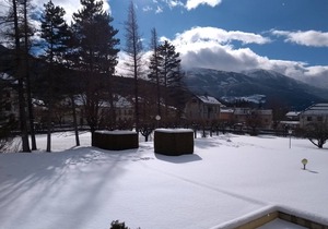 Charming T2 in Barcelonnette with terrace for 4 people