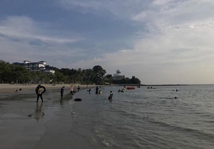 Comfy Beachfront View at Seri Bulan Condominium Teluk Kemang