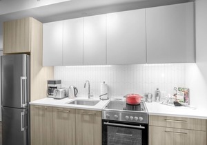 Comfy Kendall Square Studio w/Gym, walk to MIT by Blueground