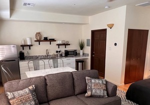 Condo #2 in Historic Phoenix Neighborhood - Steps from Downtown
