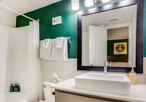 CozySuites Studio Skyline Barton Creek #01