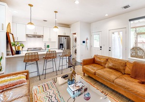 Creative & Cozy | Walkable East Austin Locale | Screened Porch, Fenced Yard