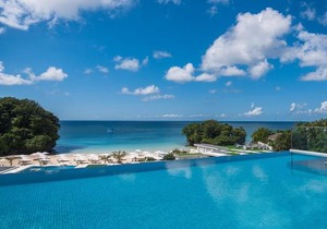 Crimson Resort & Spa Boracay