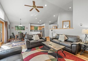 Cutty Sark Court #2 3BR Mountain Views