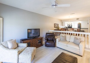 Deeded Beach Access, Community Pool, Screen Porch, Walk to Shops and Restaurants