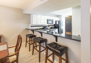 Deeded Beach Access, Community Pool, Screen Porch, Walk to Shops and Restaurants