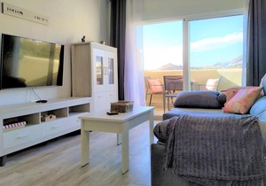 Deluxe Apartment in BenalBeach with Beach Views
