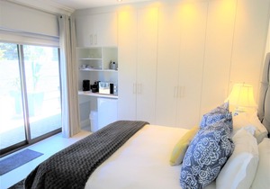 DELUXE STUDIO - OCEAN BREEZE SUNSET BEACH