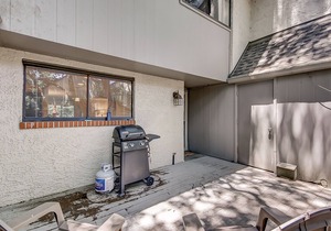 Dog-Friendly Condo w/Fast WiFi, a Patio, & Shared Pool - Walk to the Beach