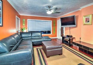 Downtown Anchorage Home, 1 Block to Coastal Trail!