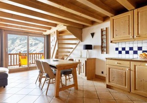 Duplex 3 pièces, 4 pers., parking, ski-in/ski-out - FR-1-398-624