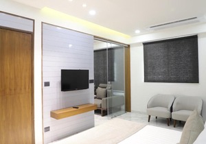 Ebony Residency