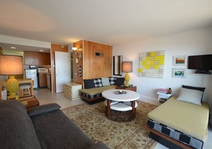 Edgewater House - Ocean Front Units With Spectacular Views!