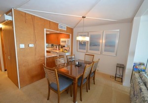 Edgewater House - Ocean Front Units With Spectacular Views!
