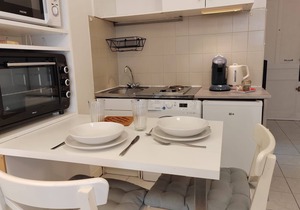 Elegant studio - Private parking - Close to transport Lyon 8
