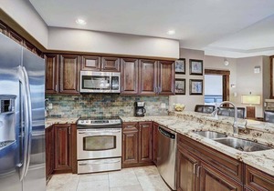 Enjoy Crystal Peak Lodge 7304: Resort Amenities and great views.