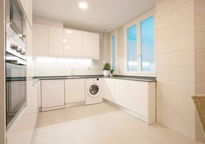 Extraordinary apartment in exclusive area of Madrid. Madrazo II
