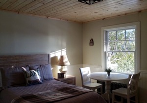 Family Suite with Mountain Views 12