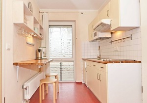 Fantastic holiday apartment 50 m from the pier in Koserow, with WLAN and balcony - holiday complex