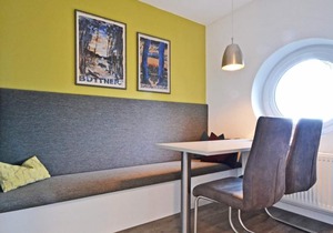 Fantastic holiday apartment 50 m from the pier in Koserow, with WLAN and balcony - holiday complex