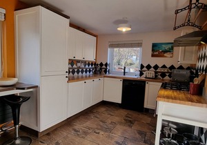 Fantastic Modern Home, Old Town Hastings