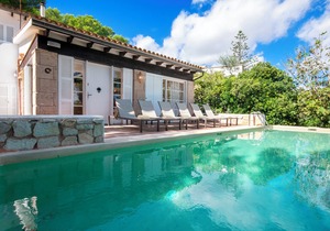 Fantastic villa Cala Padri with sea views and private pool in d.