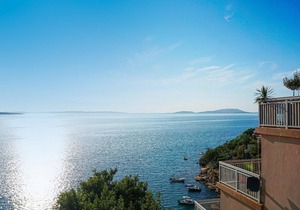 Flat "Sunset oasis by the sea"