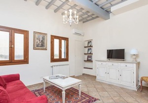 Florence Apartments - Tower