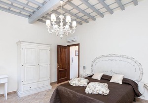 Florence Apartments - Tower